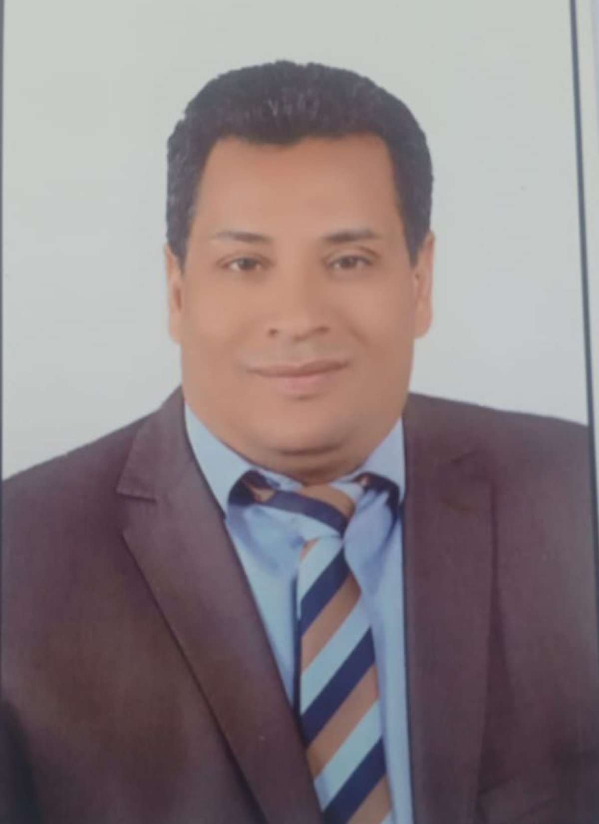 حزنت يوماً ﻷني لست غنياً. للكاتب محمدالبرديني