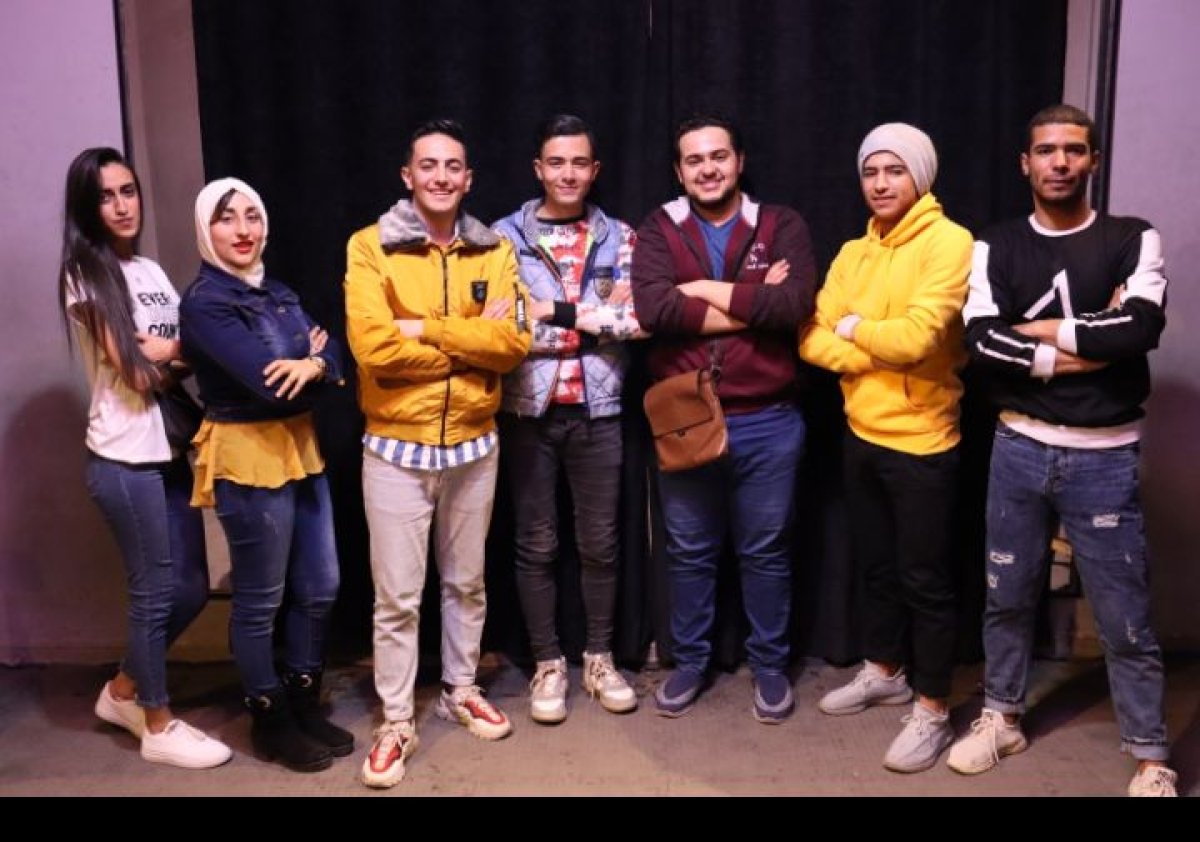 مسرحية نقطة النور علي مسرح تياترو 