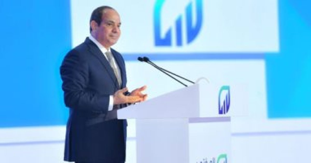 الرئيس السيسي يوجه الحكومة بعدم تحميل المواطن أعباء إضافية