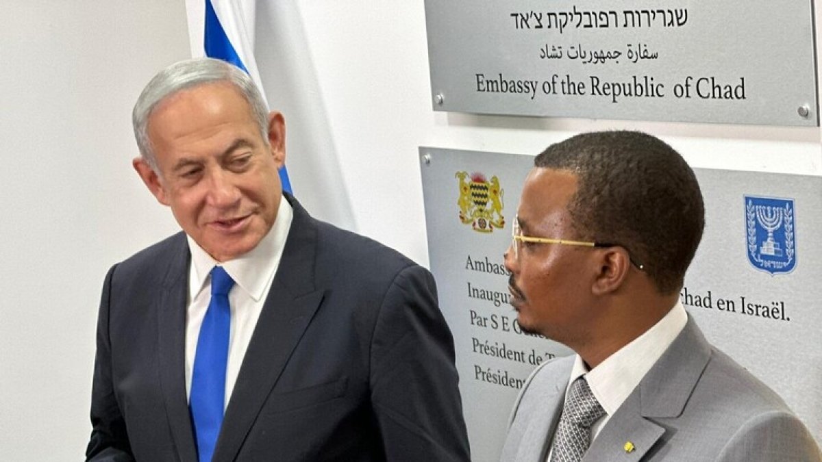 رئيس تشاد يدشن في تل أبيب سفارة بلاده لدى إسرائيل