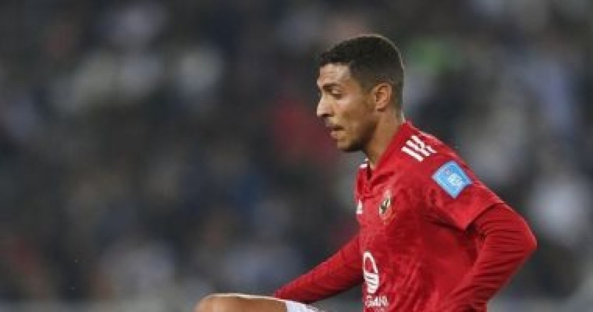 التشكيل المتوقع للأهلي أمام الهلال.. الشحات وعبد القادر وشريف فى الهجوم