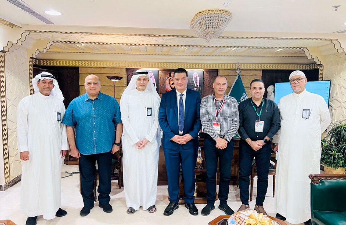 رئيس البعثة الرسمية لحج الجمعيات الأهلية يتابع كافة الخدمات والمزايا المقدمة للحجاج