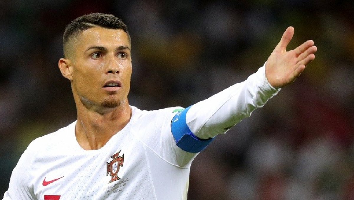 التحق النجم البرتغالي كريستيانو رونالدو بمعسكر منتخب بلاده