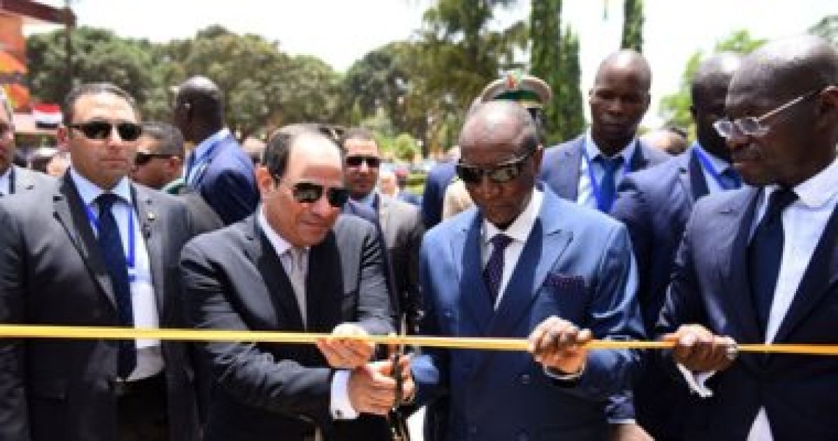 الرئيس  عبد الفتاح السيسي :يفتتح مجمع "السيسى" فى العاصمة الغينية 