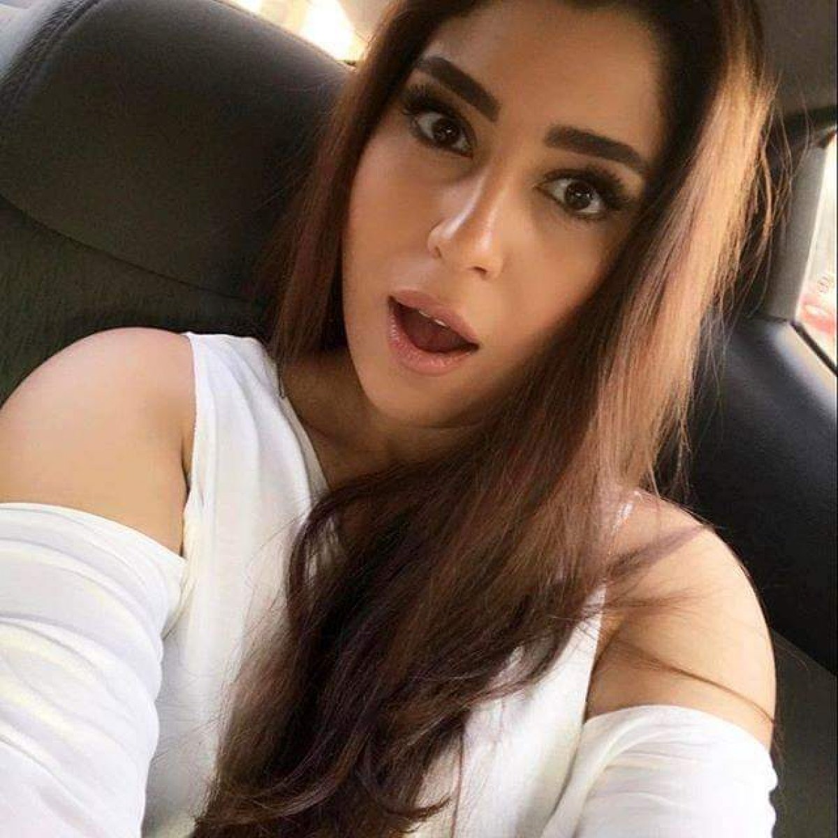 "أيتن عامر" في أزمه كبري بسبب "طلقة حظ