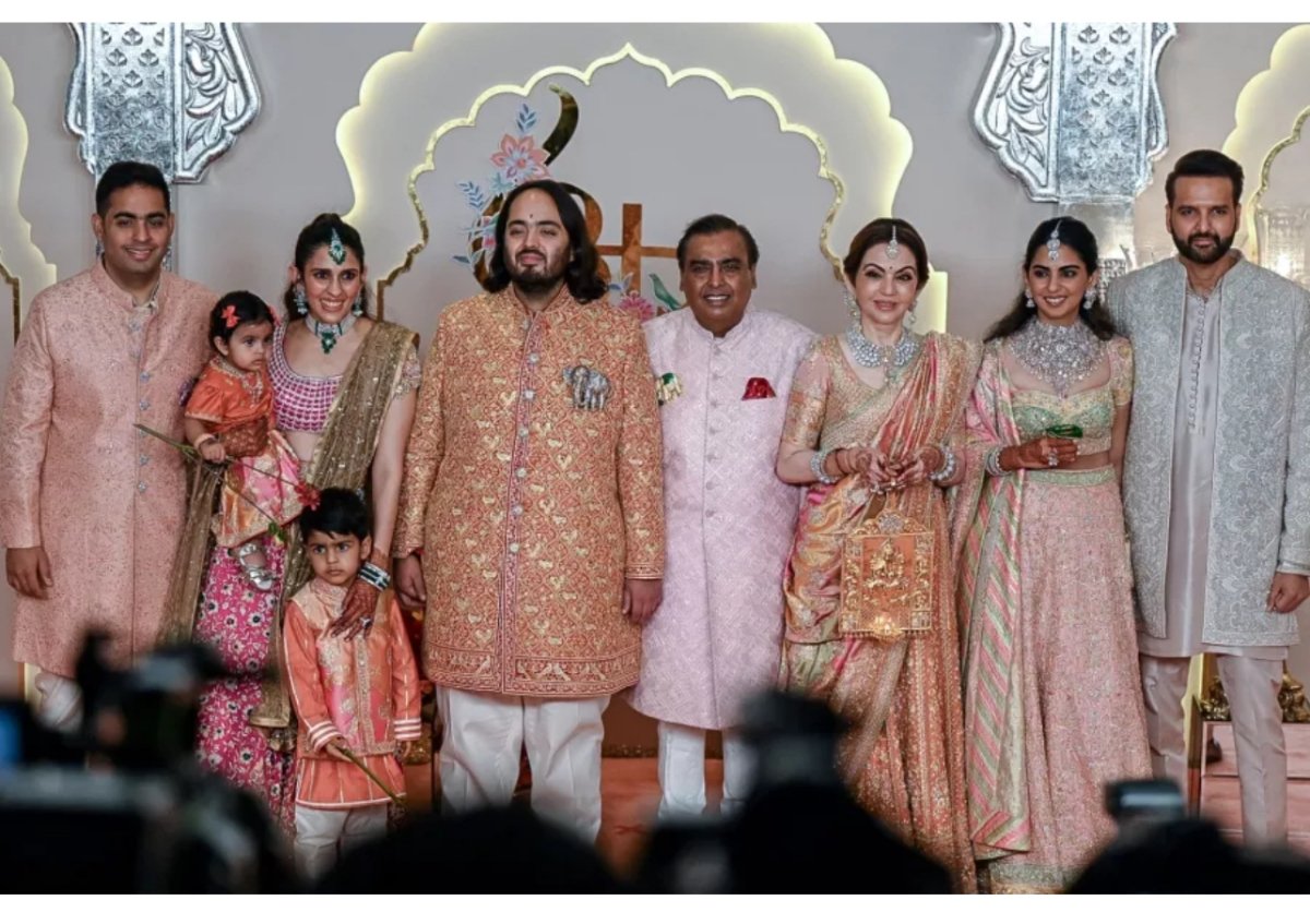 في ليلة أسطورية .. نجوم ومشاهير العالم يجتمعون بحفل زفاف أنانت أمباني