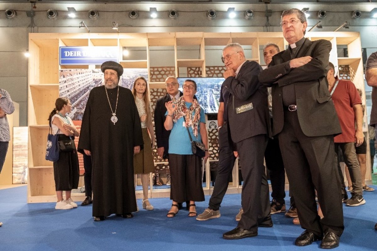 الأنبا إرميا: العذراء مريم تحظى بمكانة راسخة في قلوب الجميع.. تقدسها المسيحية ويكرمها الإسلام