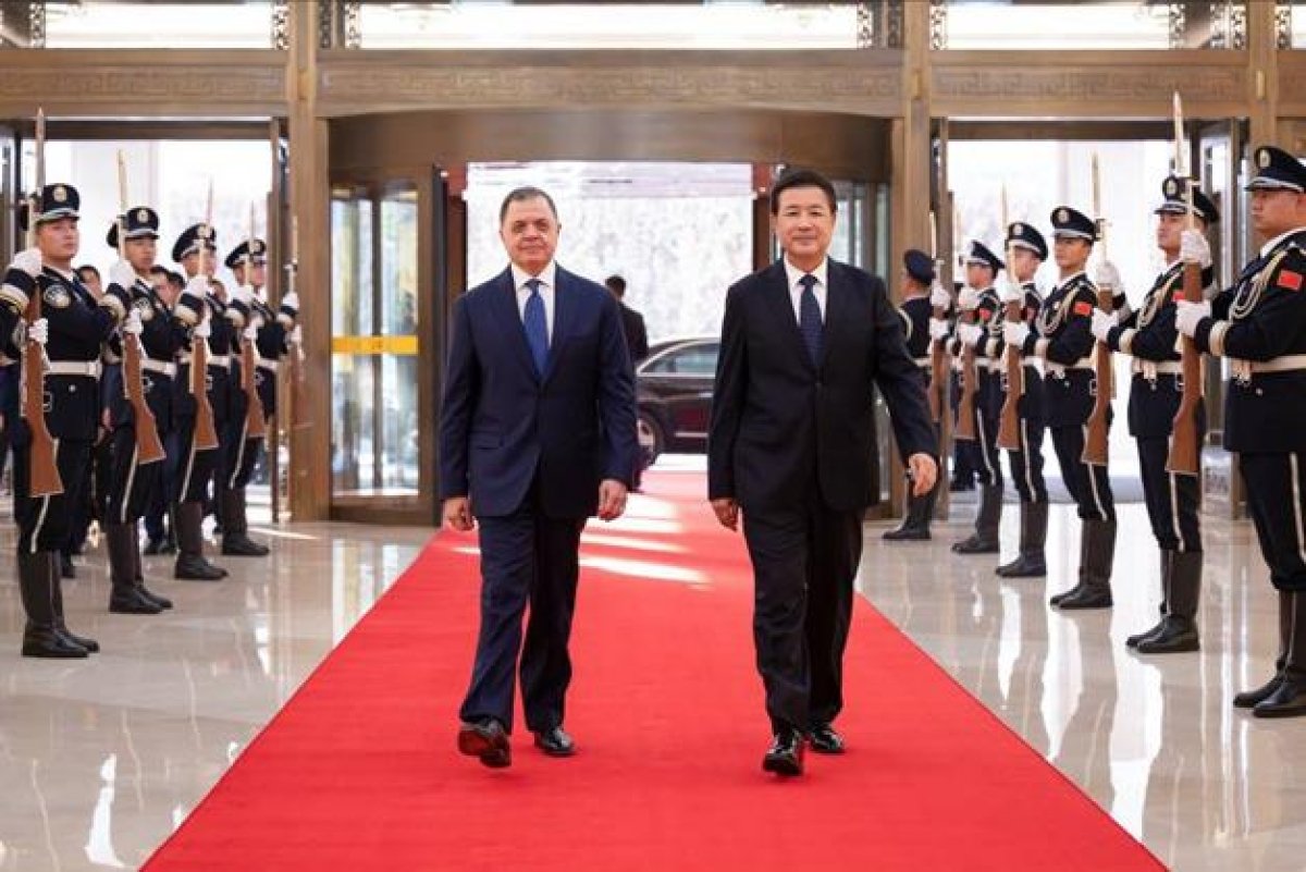 وزير الداخلية يُوقع بروتوكول تعاون أمني مع نظيره الصيني خلال زيارته الرسمية للصين