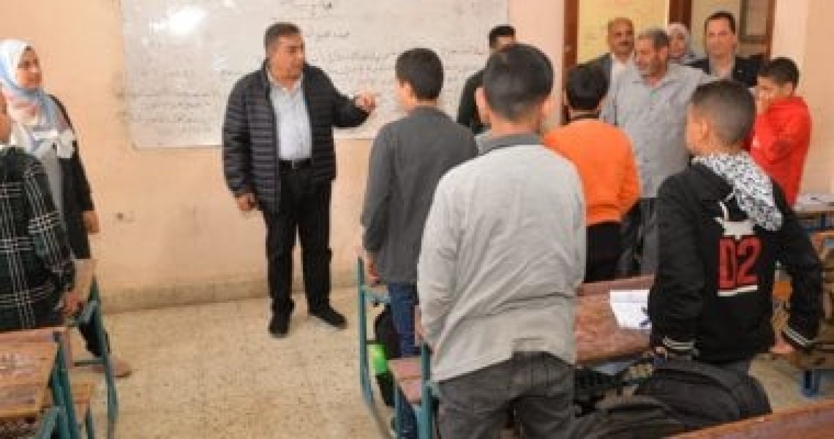 محافظ الدقهلية يتفقد مدرسة أجا الإعدادية