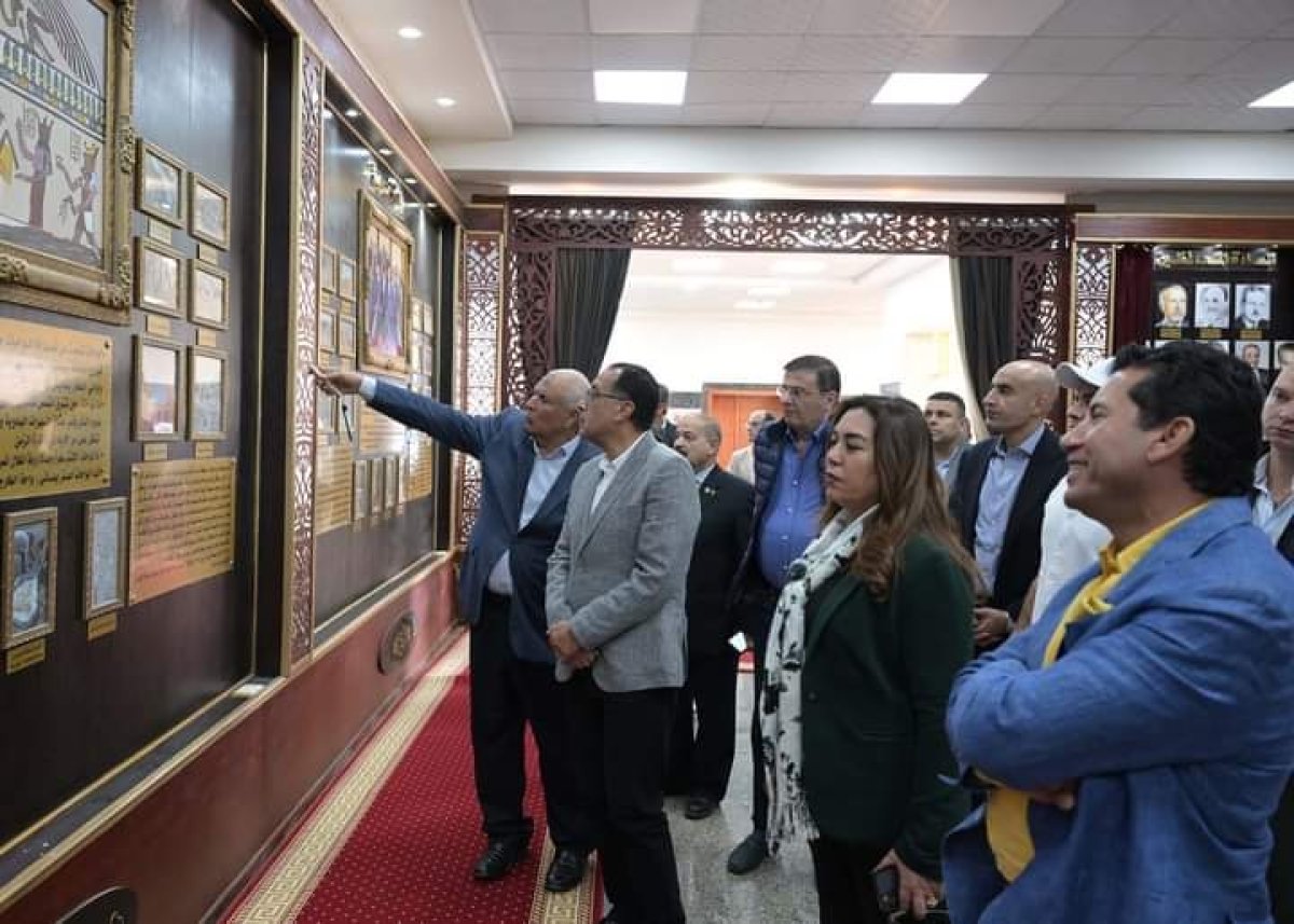 رئيس الوزراء يفتتح معرض الوادى الجديد الزراعى