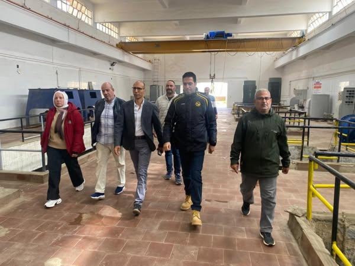 رئيس جهاز القاهرة الجديدة يتفقد روافع الصرف الصحي 