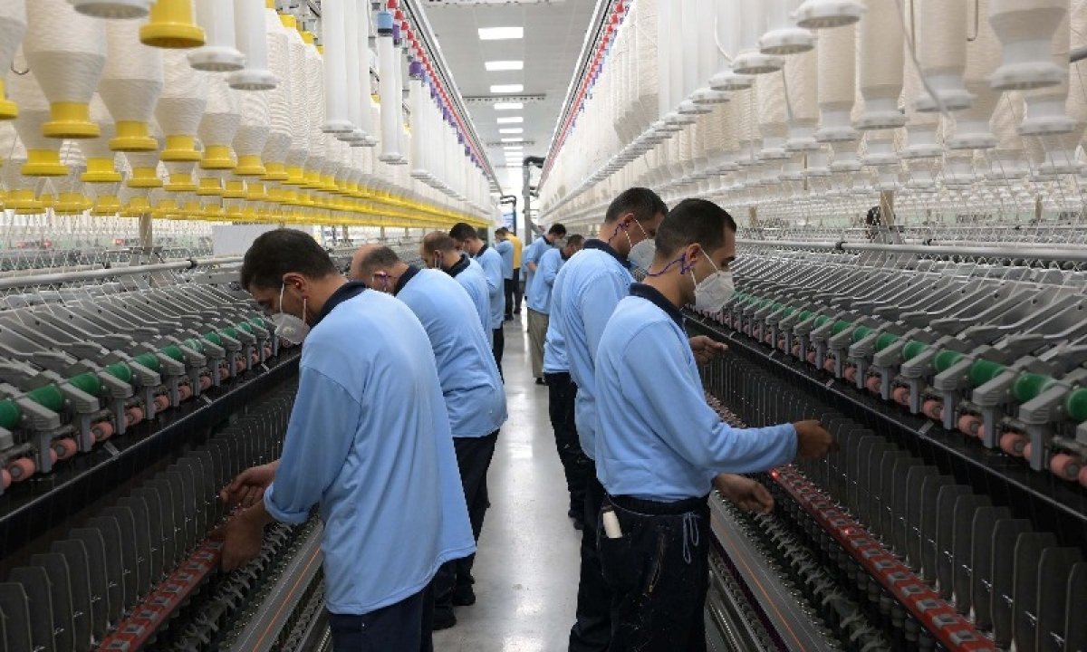 رئيس الوزراء يتابع الموقف التنفيذي للمشروع القومي لتطوير صناعة الغزل والنسيج