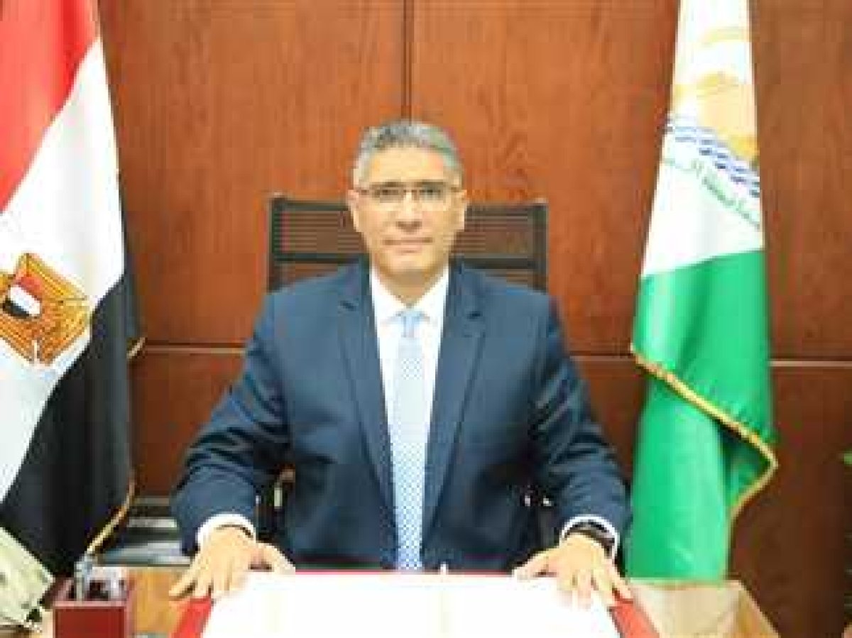 محافظ الجيزة يعتمد حركة مديري ووكلاء الإدارات التعليمية