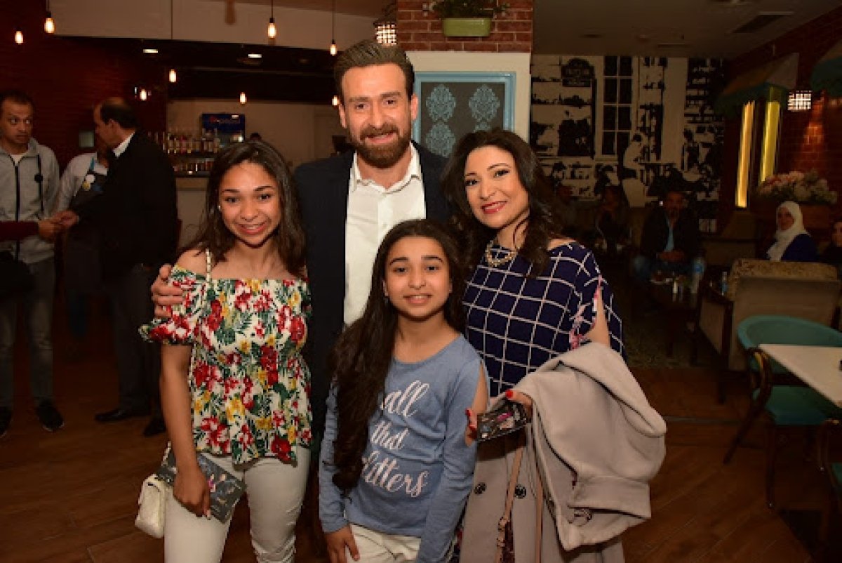 وفاة زوجة الفنان نضال الشافعي بعد أيام من رحيل والدتها.. وتشييع الجنازة غدا الجمعة