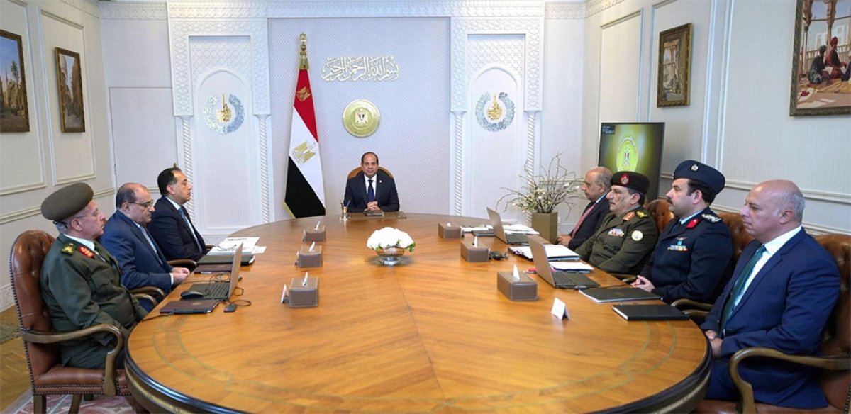 الرئيس السيسي يطلع على الموقف التنفيذي لتوفير التغذية الكهربائية والمخطط الزمني للأحمال المطلوبة للمشروعات
