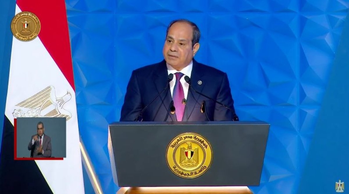 الرئيس السيسي: إصدار "قانون العمل الجديد" يعتبر نقلة نوعية في مسيرة الحقوق العمالية