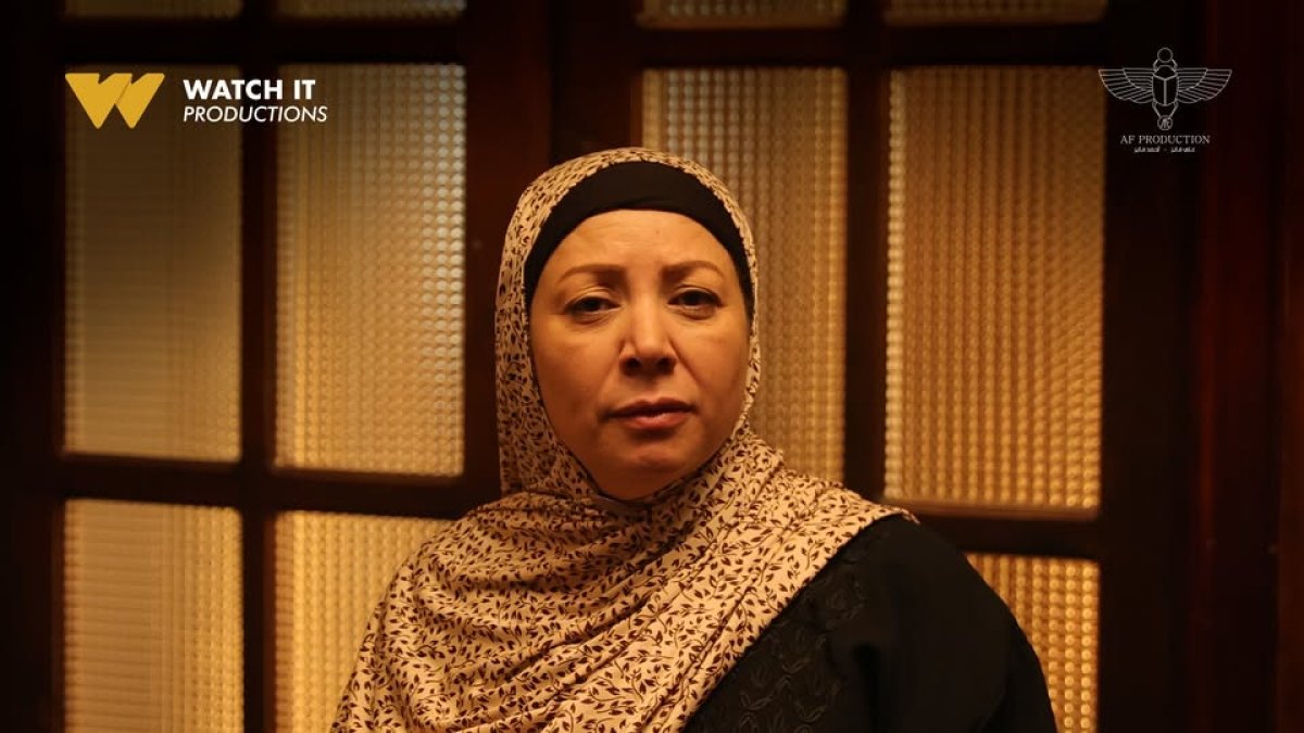 منصة WATCH IT تنشر الصور الأولى لمسلسل «ولد وبنت وشايب»