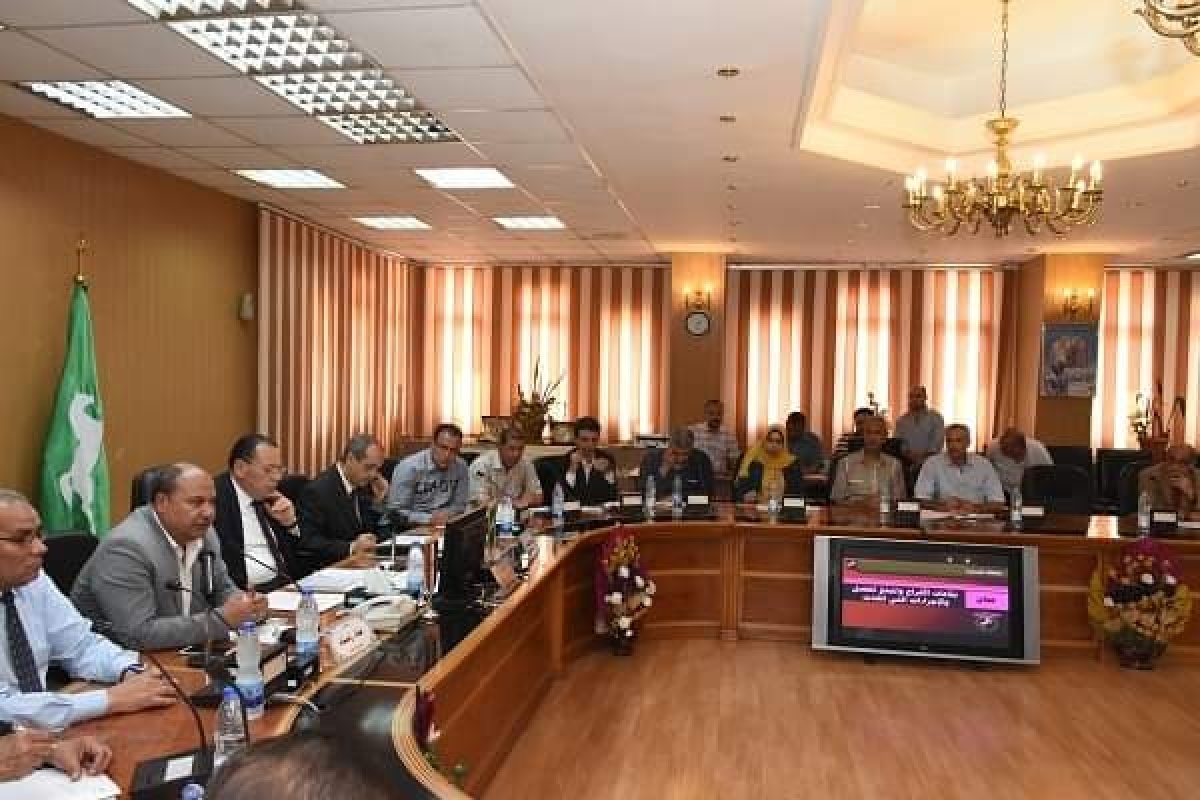 محافظ الشرقيه يُجري حركة تنقلات محدوده بين رؤساء المراكز والمدن