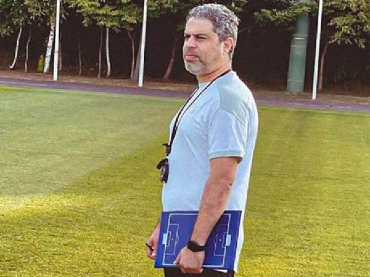 	تحفيز وتعليمات فنية.. كواليس جلسة مدرب الزمالك مع اللاعبين قبل مباراة زد