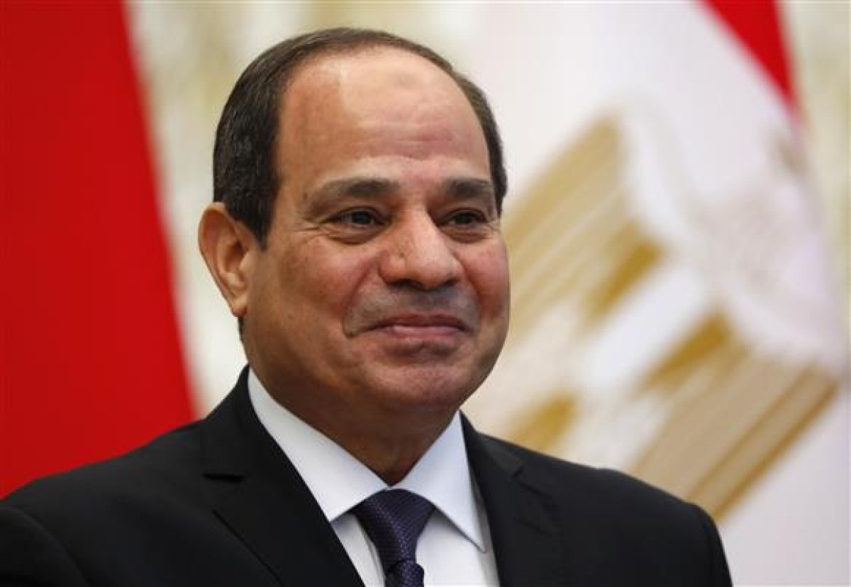 الرئيس السيسي يهنئ الشعب المصري العظيم والأمة العربية والإسلامية بمناسبة العام الهجري الجديد