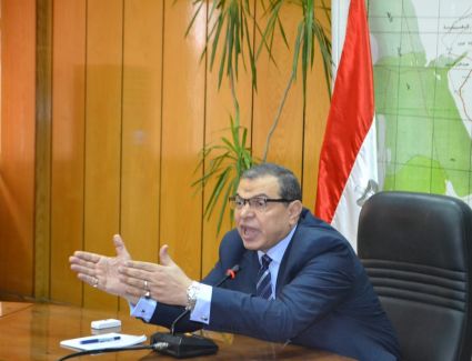 القوى العاملة: توفير 106 ألاف فرصة عمل بالداخل و101 ألفاً بالخارج خلال 3 أشهر