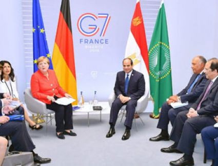 كلمة تاريخية للسيسي أمام قمة السبع الكبار.. الرئيس: حل أزمة ليبيا يحتاج لتسوية سياسية والقضاء على فوضى الميليشيات.. أفريقيا تمتلك إمكانات تؤهلها لتكون شريكا للمجتمع الدولى.. والتحول الرقمى من أهم محفزات النمو