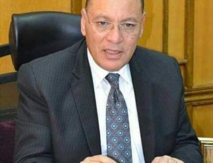 محافظ الشرقية يطمئن على الحالة الصحية لطفل تم الإعتداء عليه بالضرب من أحد المواطنين بطريقة وحشية بقرية بني حسن بأولاد صقر