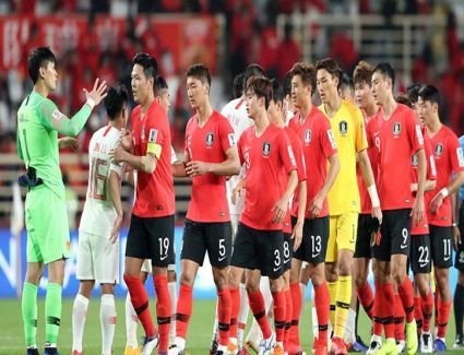 بسبب مباراة بدون جمهور .. كوريا الجنوبية تطالب بمعاقبة كوريا الشمالية