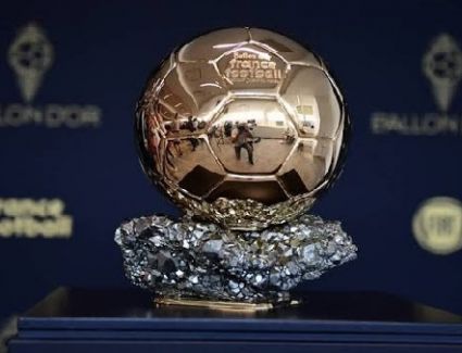 اليوم.. "فرانس فوتبول" تعلن قائمة المرشحين لجائزة "الكرة الذهبية"