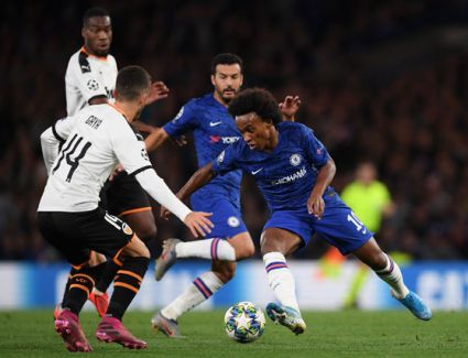 أياكس يستضيف تشيلسي في قمة المجموعة الثامنة.. وفالنسيا يلتقي ليل