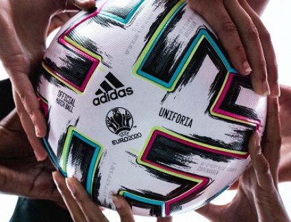 اليويفا يزيح الستار عن الكرة الرسمية ليورو 2020