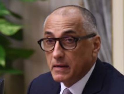 طارق عامر: الاقتصاد المصرى أصبح أكثر قدرة للتعامل مع الصدمات العالمية
