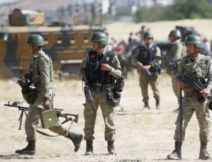 أنباء عن مقتل 6 ضباط أتراك وقائد في الغارات الجوية على قاعدة الوطية