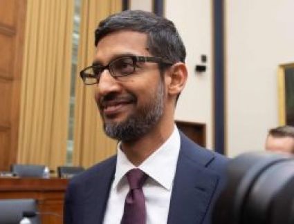 رئيس جوجل أمام الكونجرس: لا نبيع بيانات مستخدمينا 