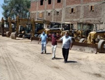 محافظ أسيوط يتفقد حملات شرق وغرب وجهاز التجميل للنهوض بمنظومة النظافة