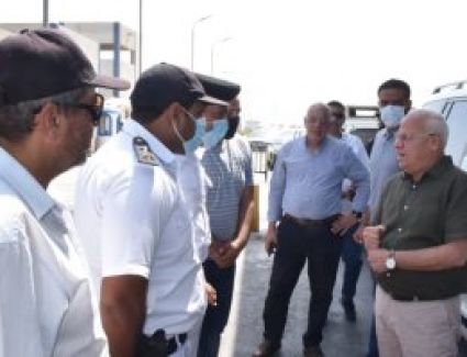 محافظ بورسعيد خلال تفقده منفذ الجميل الجمركى: جهود كبيرة لفرض الانضباط