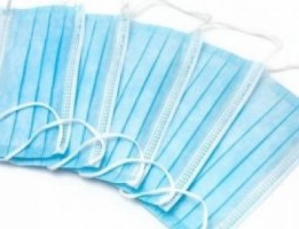 ضبط 4 آلاف كمامة بمصنع بدون ترخيص بالفيوم