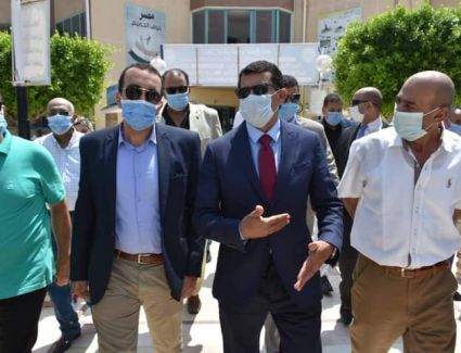 وزير الرياضة يشهد تدريبات المشاركين في لعبة كرة اليد ضمن المشروع القومي للموهبة بالإسماعيلية