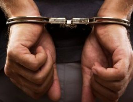 ضبط شخص نصب على المواطنين بزعم تخصيص وحدات سكنية لهم