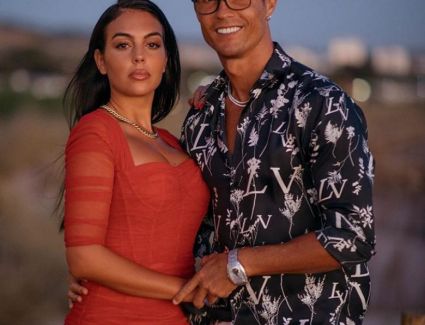 رونالدو يطلب الزواج من صديقته جورجينا منذ أن بدأت علاقتهما قبل 4 سنوات فى 2016