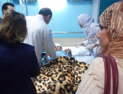  انهيار مفاجئ لواجهة المدرسة أثناء وجود عدد من التلاميذ أسفلها ما تسبب فى إصابتهم.