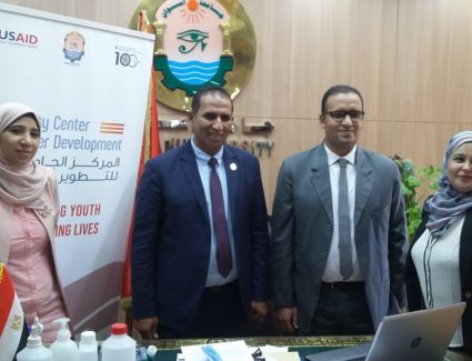 جامعة أســوان تشارك وزير التعليم العالي والجامعة الأمريكية بالقاهرة والوكالة الأمريكية للتنمية الدولية إفتتاح الملتقى الافتراضي الأول 