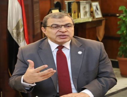 "سعفان" يتابع حالة الطبيبة المصرية المعتدى عليها بالكويت.. ويؤكد حقوقها محفوظة وكل الدعم والمساندة لها