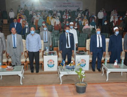 جامعة أسوان : تحتفل بذكري المولد النبوي الشريف 