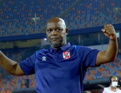 موسيماني يتواصل مع اللاعبين عن طريق فيديو كونفرنس إستعدادا لمواجهة الإتحاد