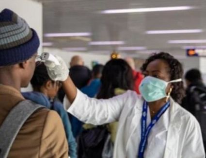 احتفالات عيد الميلاد في جنوب أفريقيا تتراجع بسبب الارتفاع المفاجئ في حالات كورونا الجديدة