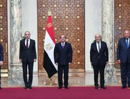 الرئيس السيسي: تسوية القضية الفلسطينية سيغير من واقع وحال المنطقة للأفضل