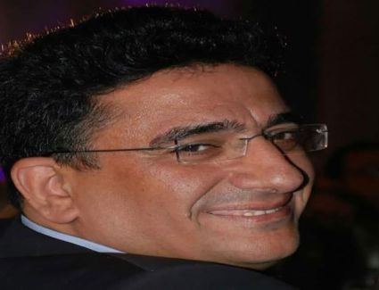  توفى المعلق الشهير، محمد السباعى إثر حادث سير أليم