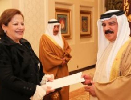 الرئيس السيسى يدعو ملك البحرين لحضور حفل افتتاح مسجد "الفتاح العليم"