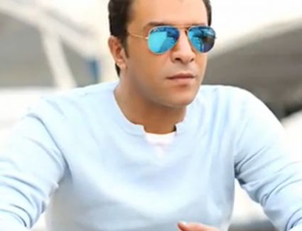 فيروس كورونا يصيب الفنان مصطفى كامل وأسرته